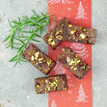 Chocolate, pistachio & cranberry brownie