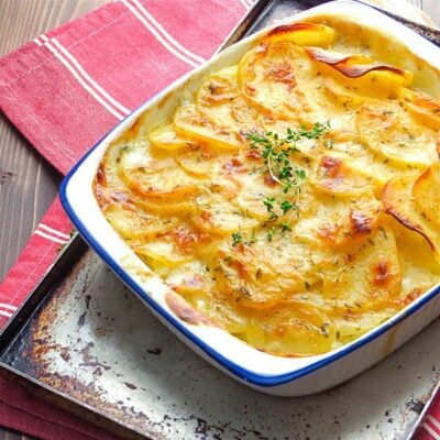 Garlic, thyme potato & mushroom bake