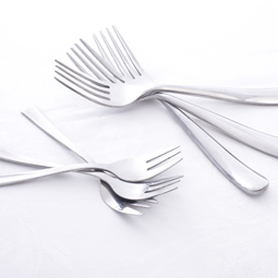 Cutlery & crockery