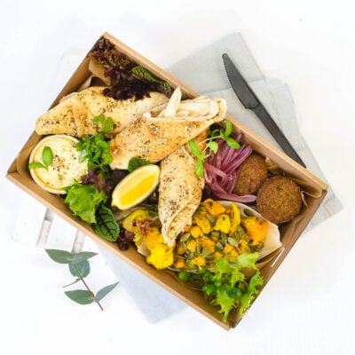 Vegan mediterranean mezze box