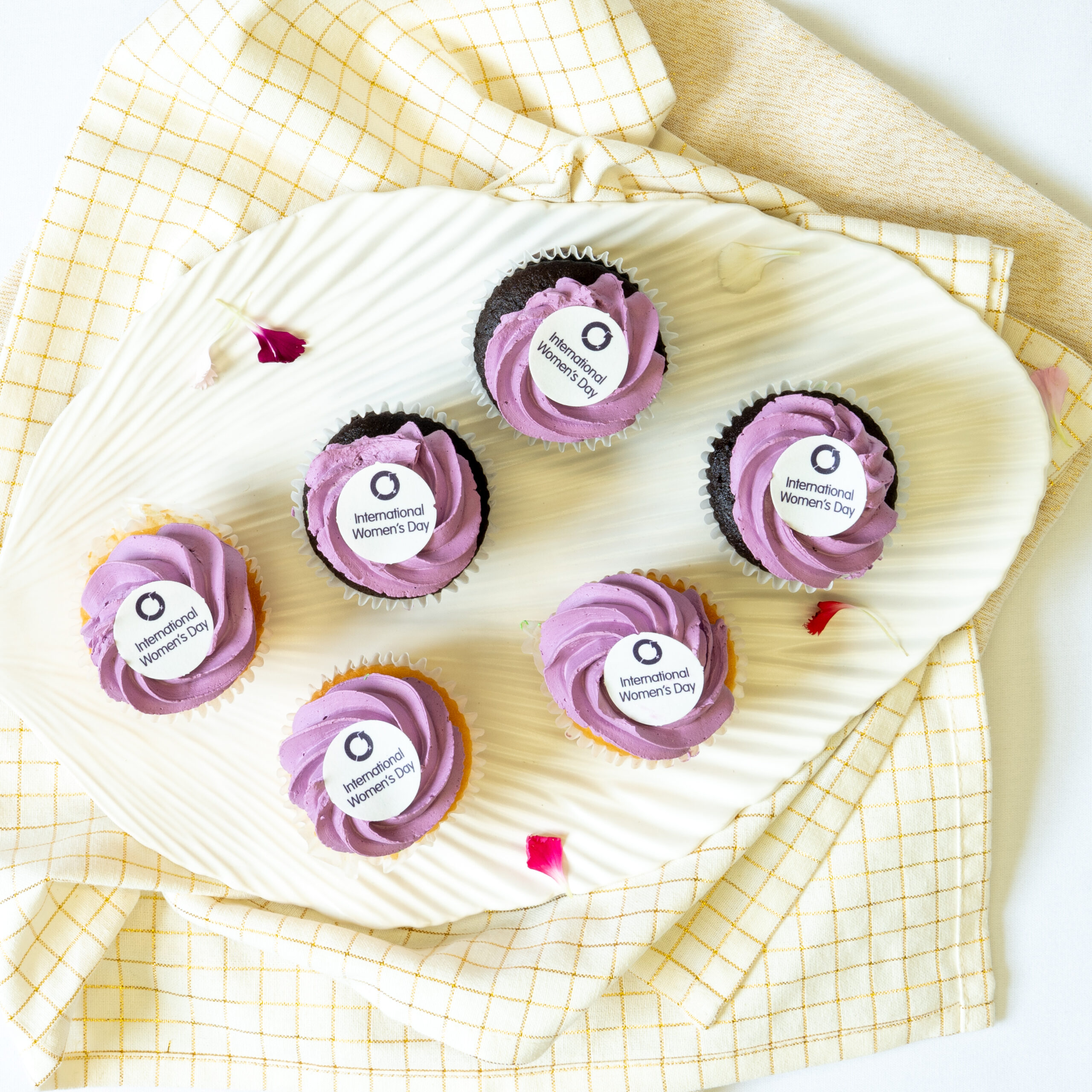 International Women's day cupcakes