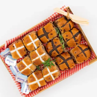 Hot cross bun dozens boxes - Mixed dozen Traditional & Chocolate