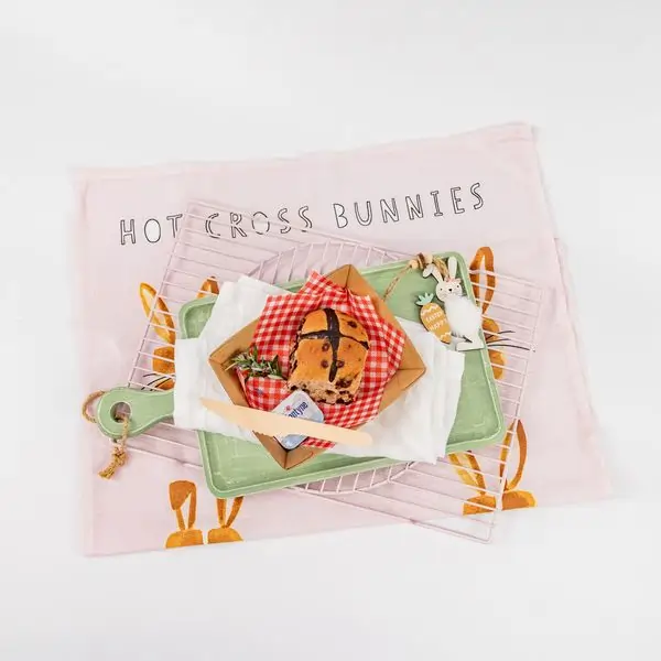 Hot Cross Bun Singles