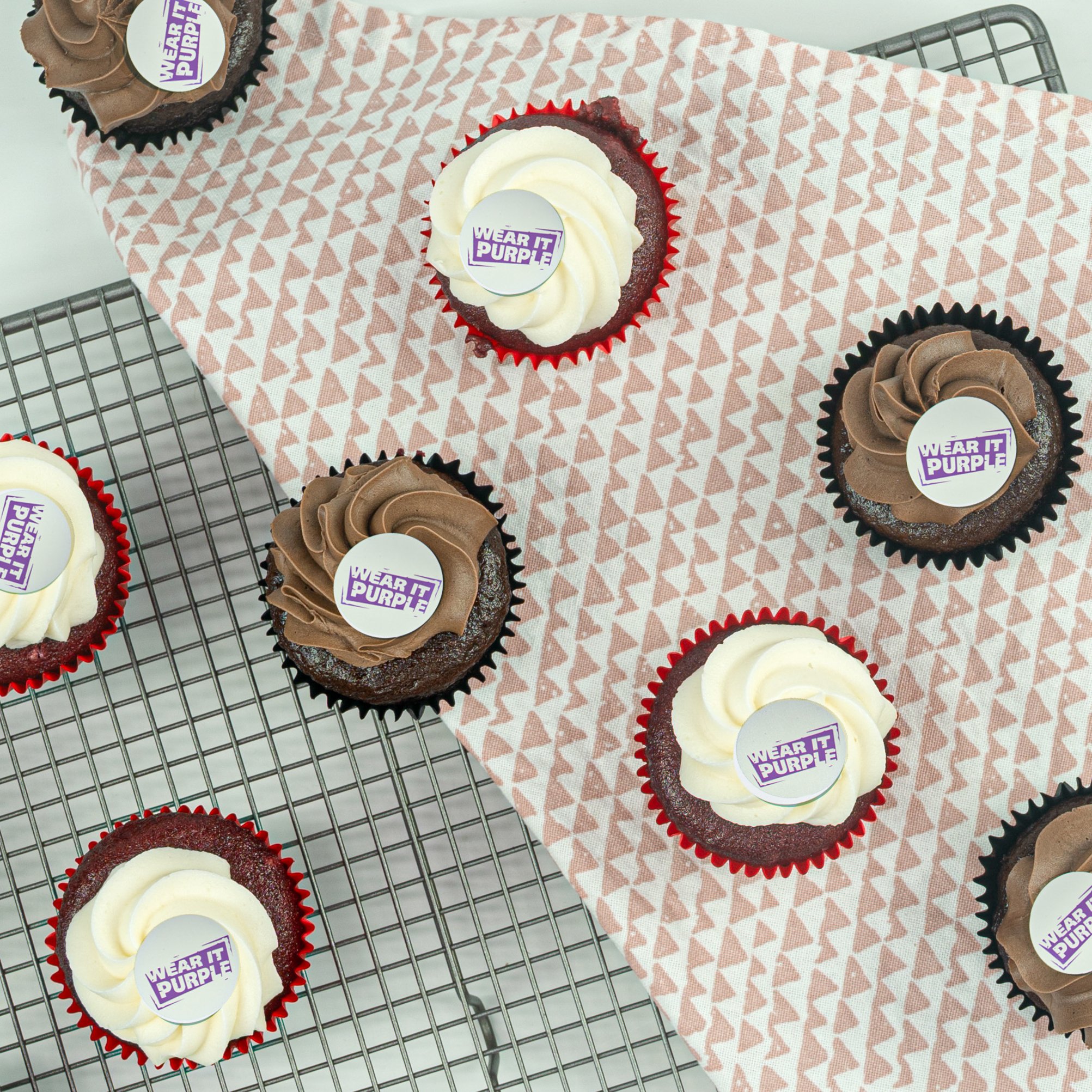 cupcakes-toppers-wear-it-purple-1