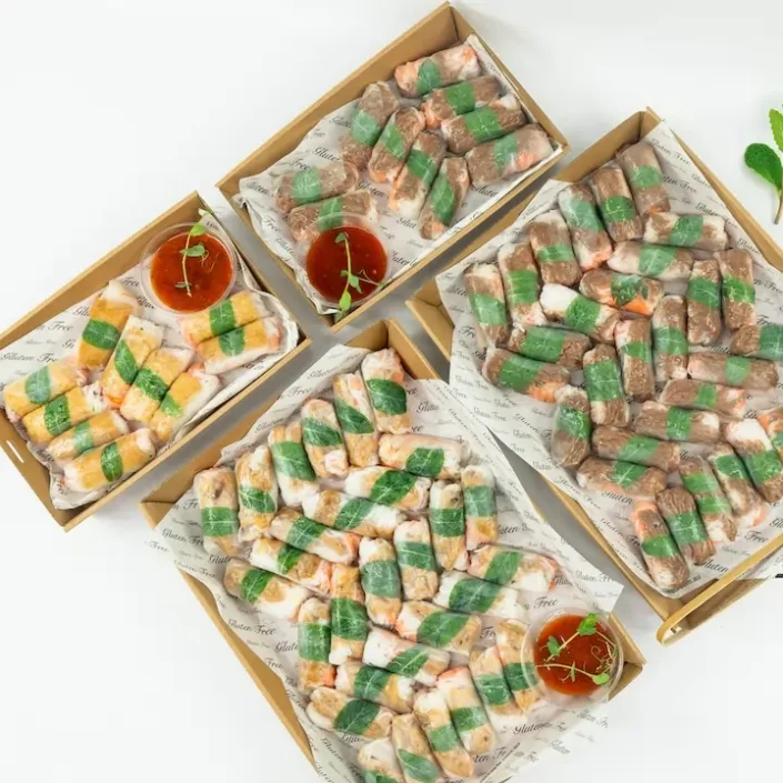 Mini rice paper roll trio box