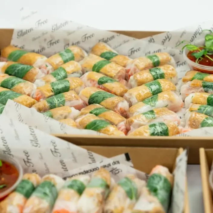 Mini rice paper roll trio box