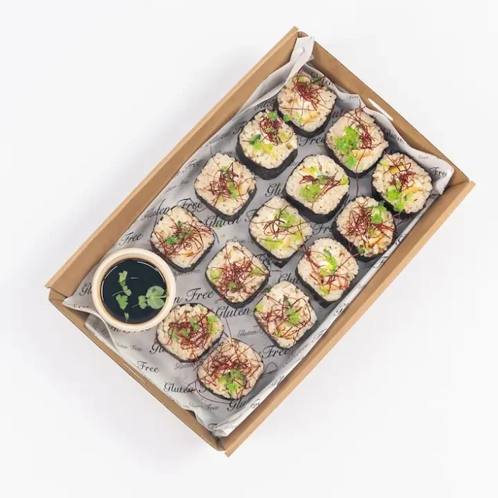 California sushi roll, white rice, poached prawn, avocado, cucumber, creamy mayo, crisp noodle, baby flora, soy dipping sauce