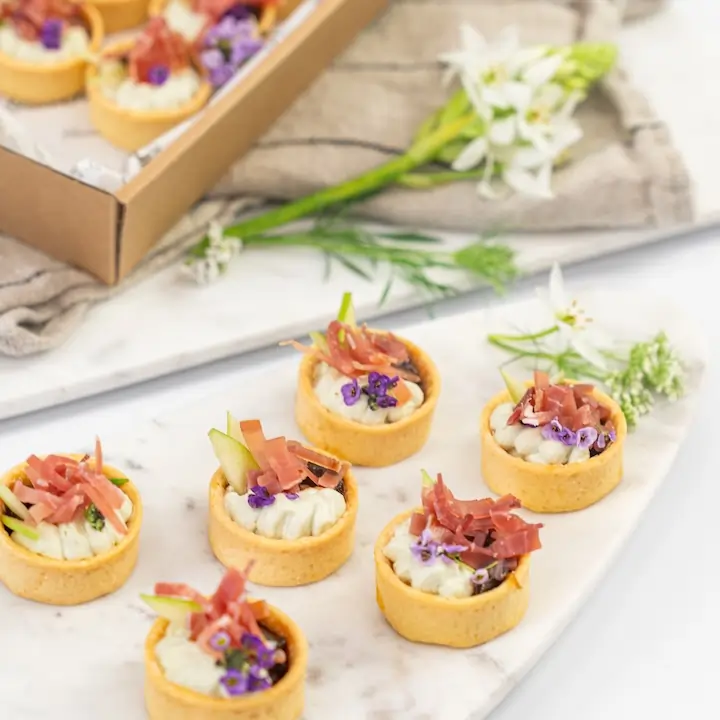 Prosciutto, caramelised onion, gorgonzola cream, fresh apple tartlet