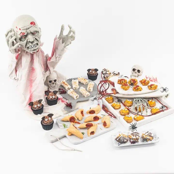 Why not - add a Halloween table theming
