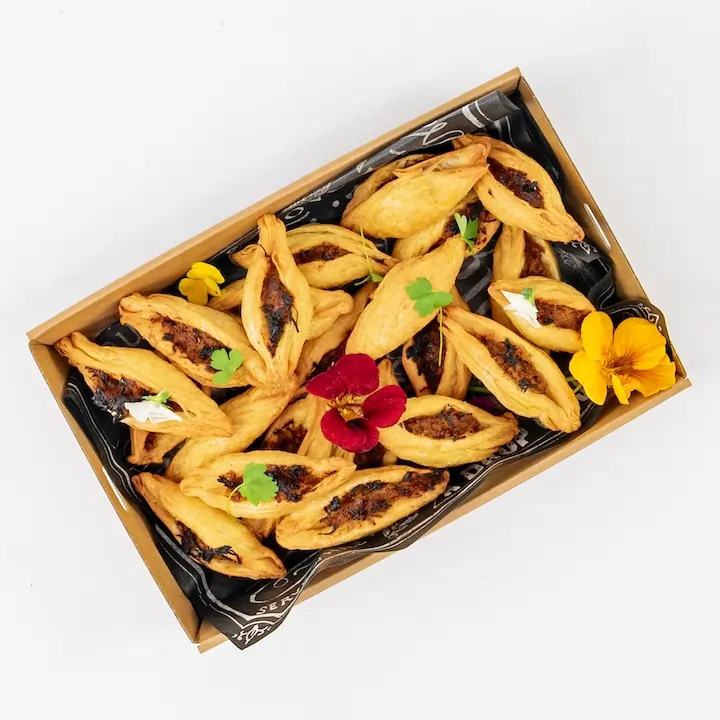 Pulled pork puff pastry taco