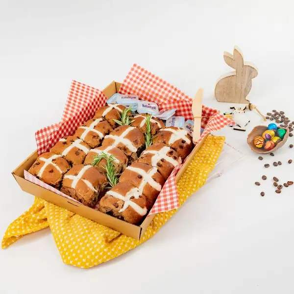 Hot cross bun dozens boxes - Mocha