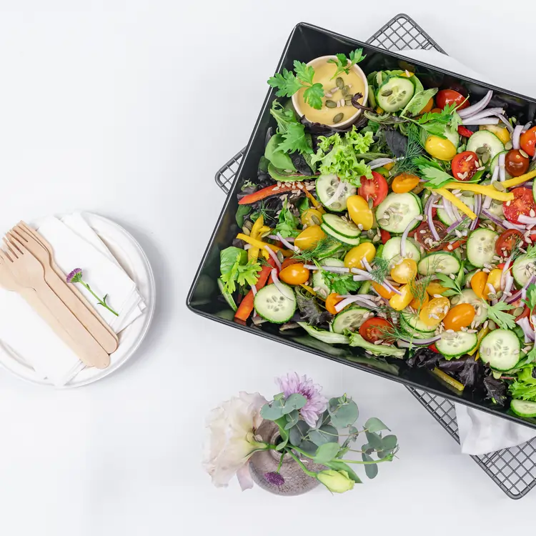 Raw energy salad