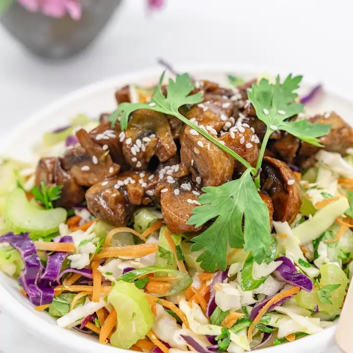 House garden slaw - Nourish Bowl