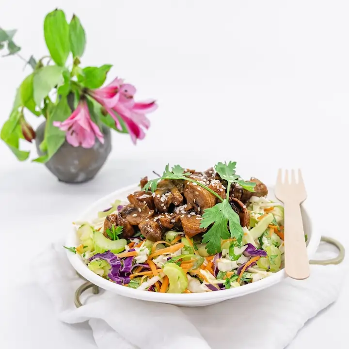 House garden slaw - Nourish Bowl