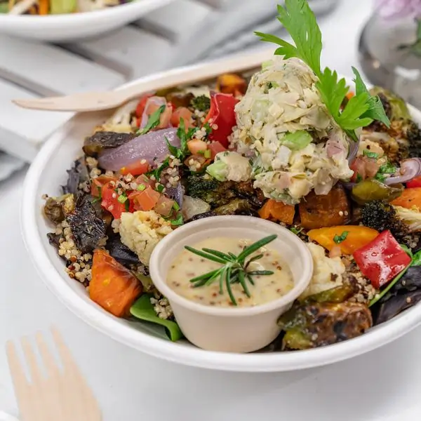 Roasted vegetable, tabouli & quinoa salad